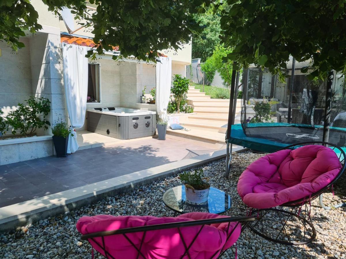 Villa Biston Baška Voda Zewnętrze zdjęcie